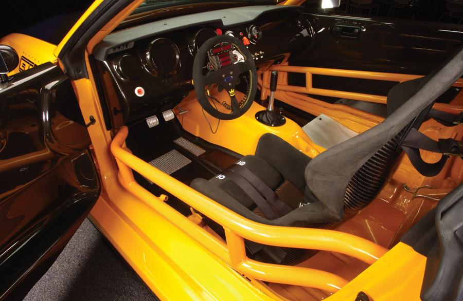  Ford Mustang GT-R Concept 2004 года  (фото 9 из 54)